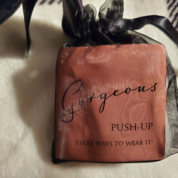 Victoria's Secret Bra 34C Beautiful! New! - Picture 4 of 6